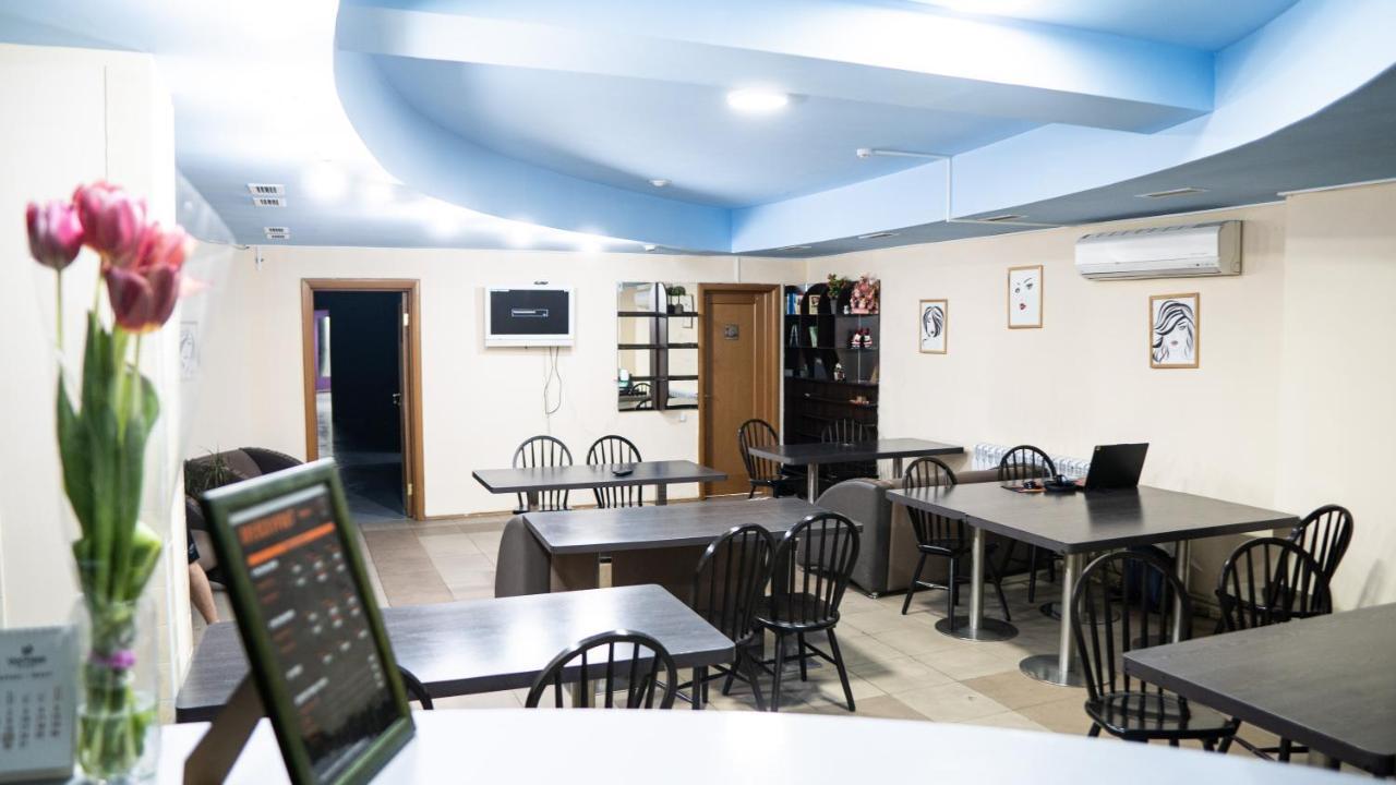 Fox Hostel 알마티 외부 사진